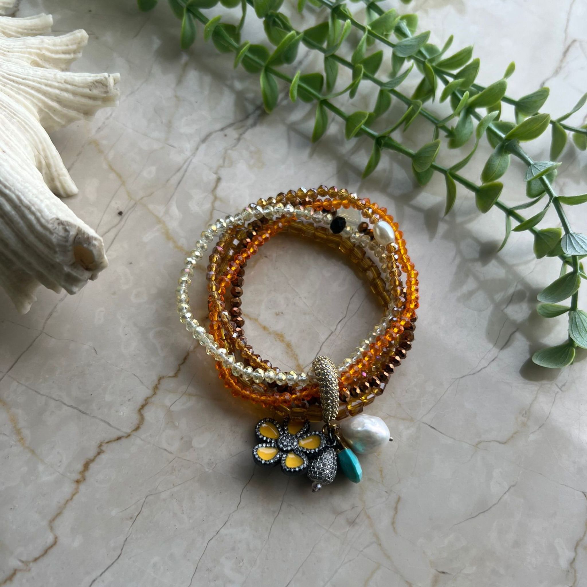 Bracelet 4 Line Elastic Crystal with Zircon Clip and Fresh water pearl and Turkish Drops